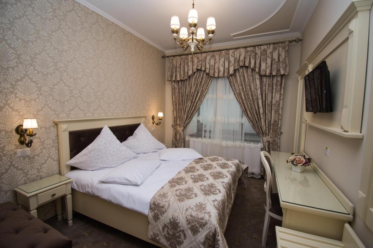 Vila Turistica Tosca Regal Bacău Exterior photo